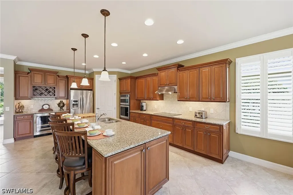 8562 Veronawalk Circle Naples FL 34114
