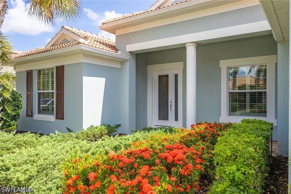 8562 Veronawalk Circle Naples FL 34114