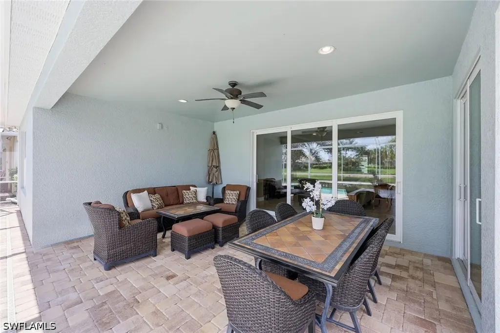 8562 Veronawalk Circle Naples FL 34114