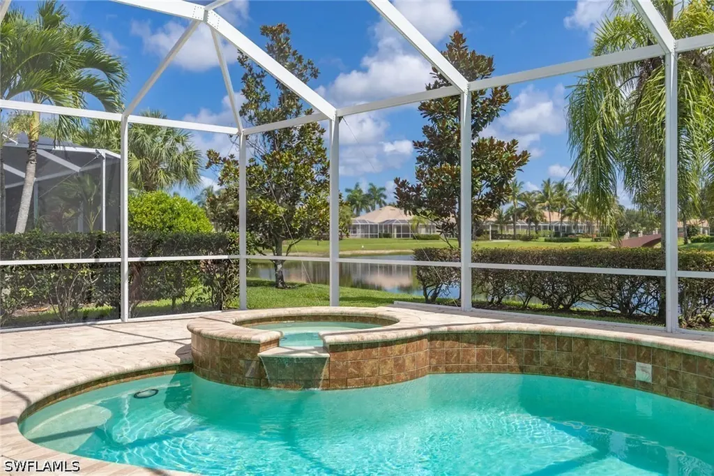 8562 Veronawalk Circle Naples FL 34114