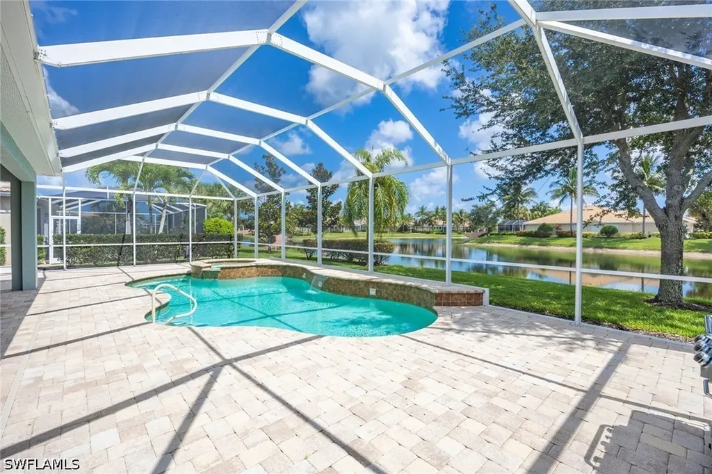 8562 Veronawalk Circle Naples FL 34114