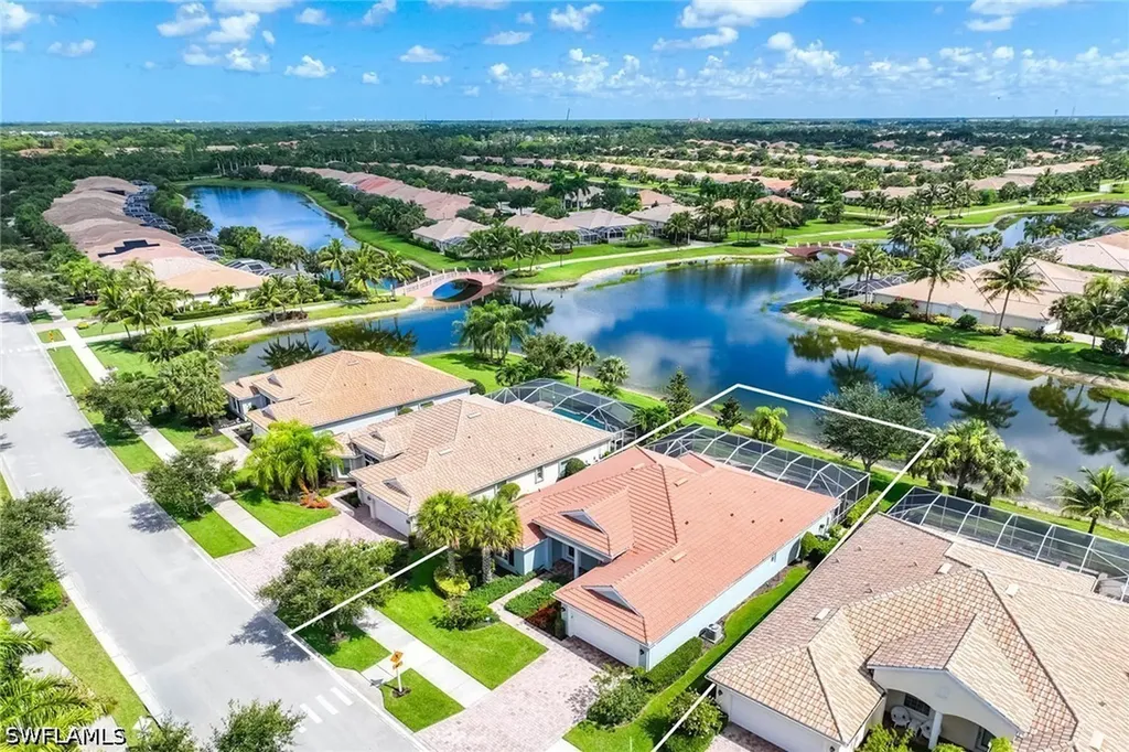 8562 Veronawalk Circle Naples FL 34114
