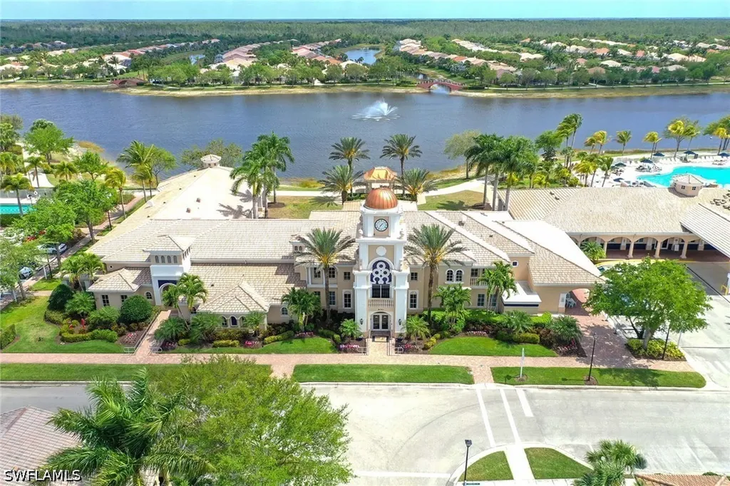 8562 Veronawalk Circle Naples FL 34114