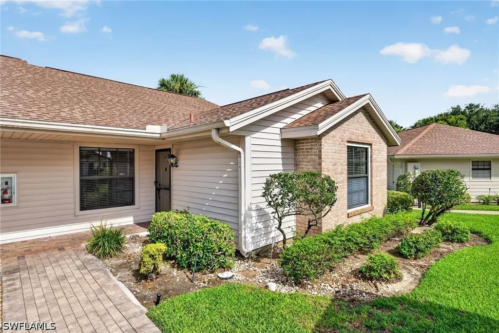 6623 Ilex Circle Naples FL 34109