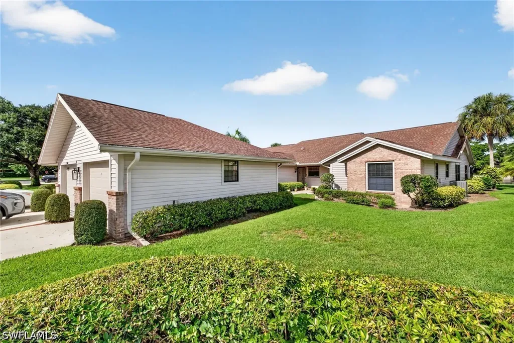 6623 Ilex Circle Naples FL 34109