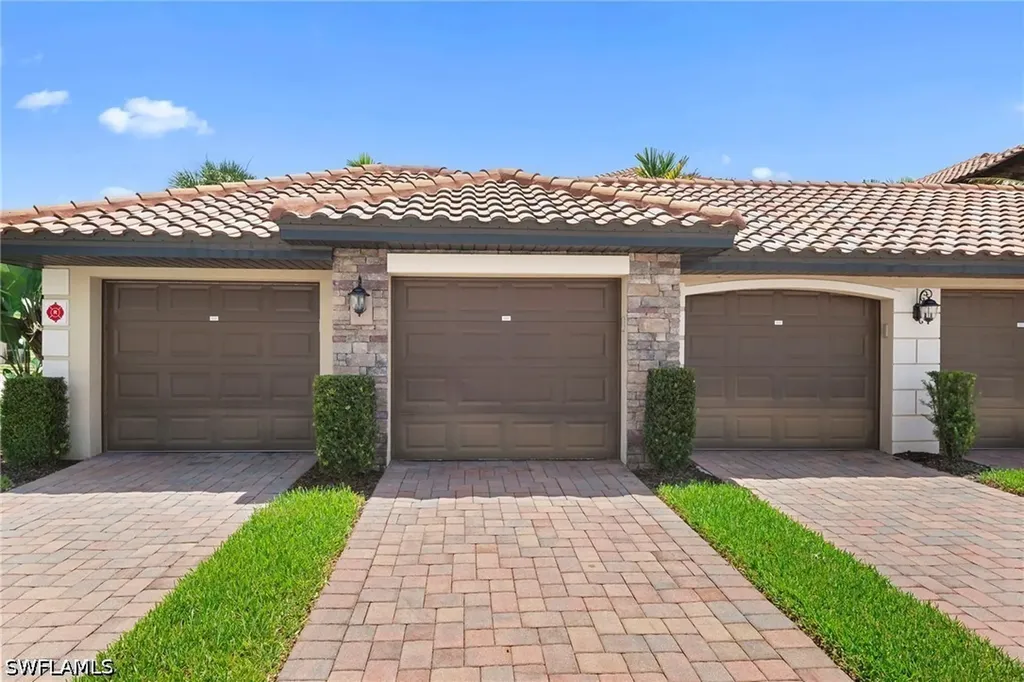 28011 Bridgetown Court Bonita Springs FL 34135