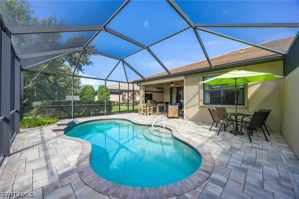 7156 Live Oak Drive Naples FL 34114