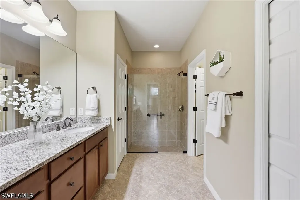 7156 Live Oak Drive Naples FL 34114