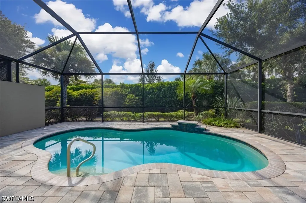 7156 Live Oak Drive Naples FL 34114