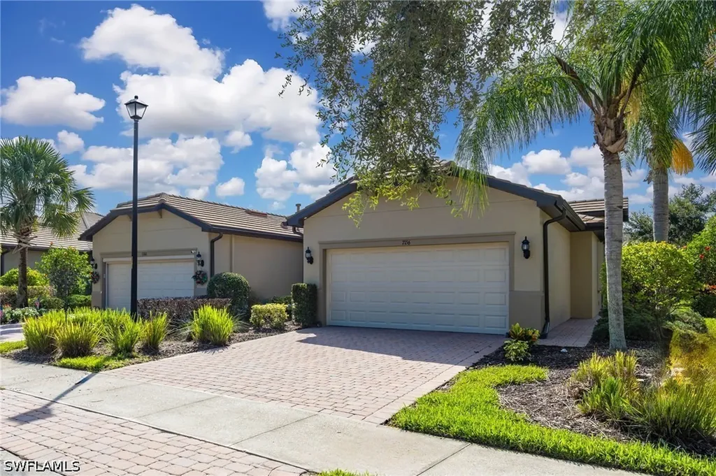 7156 Live Oak Drive Naples FL 34114