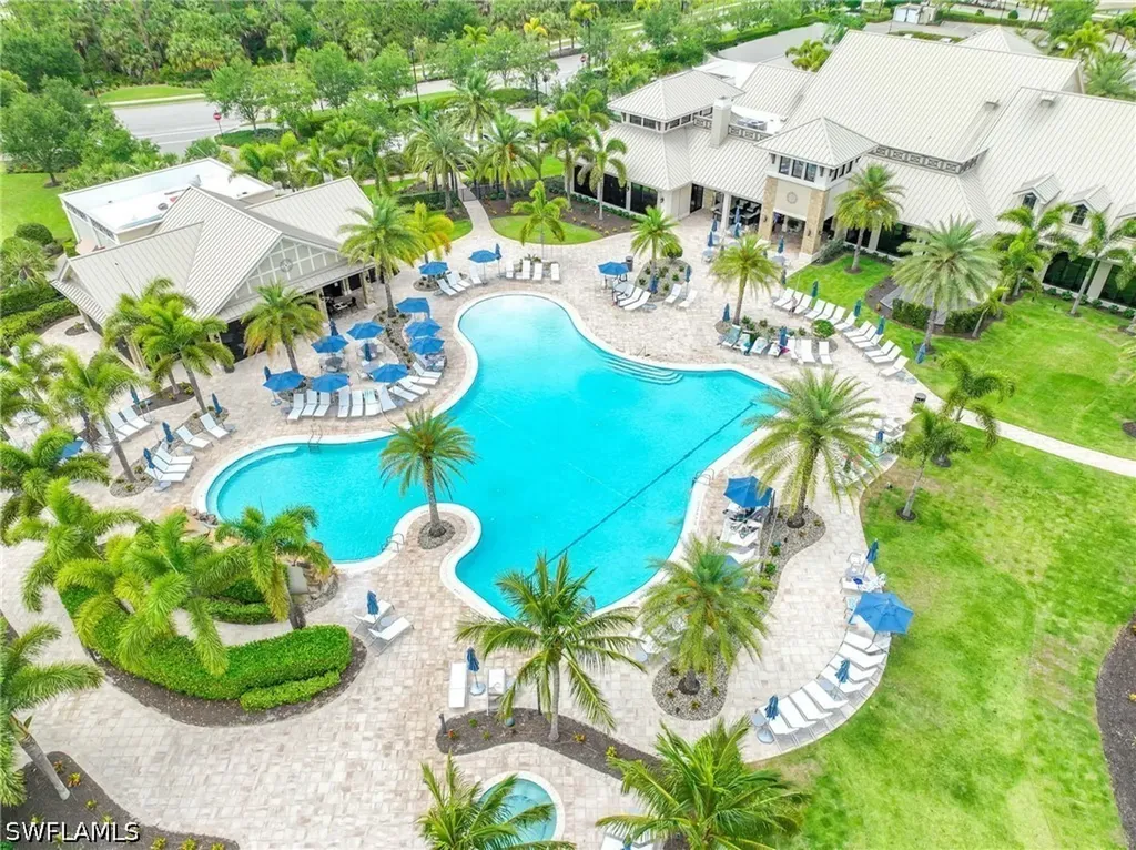 7156 Live Oak Drive Naples FL 34114