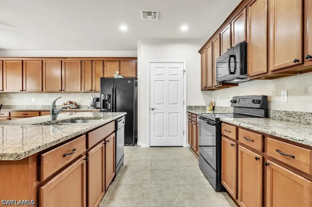3216 Birch Tree Lane Alva FL 33920