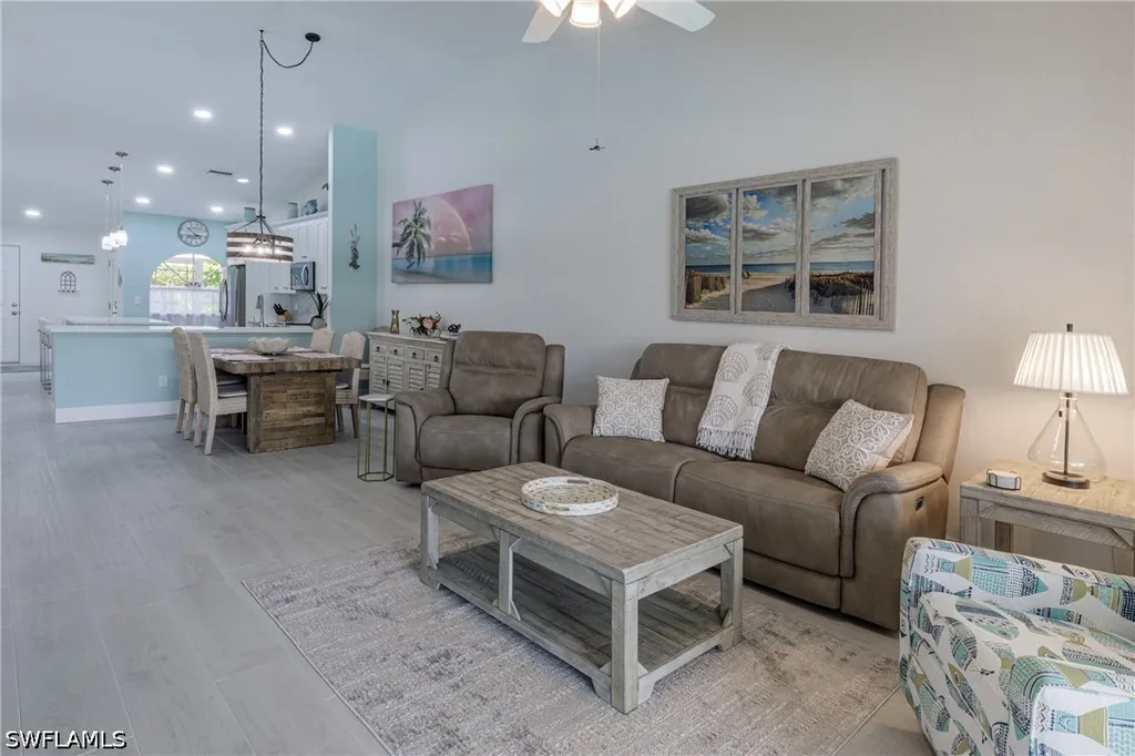 8654 Mustang Drive Naples FL 34113