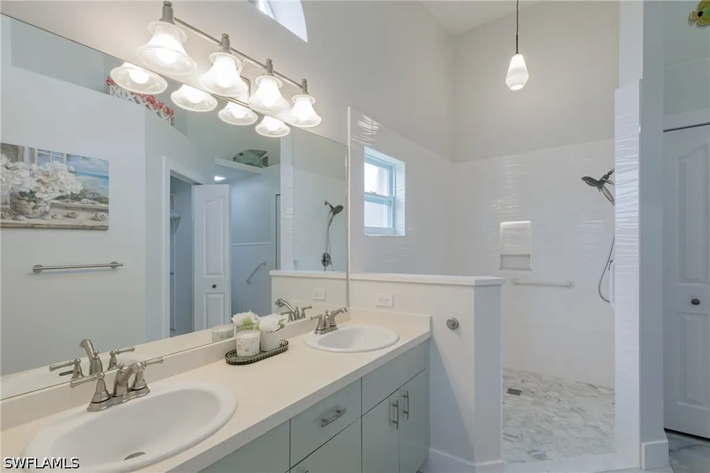 8654 Mustang Drive Naples FL 34113