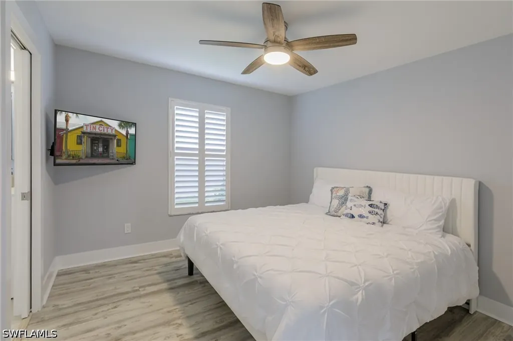 8654 Mustang Drive Naples FL 34113