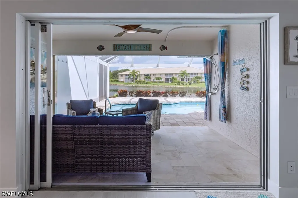 8654 Mustang Drive Naples FL 34113
