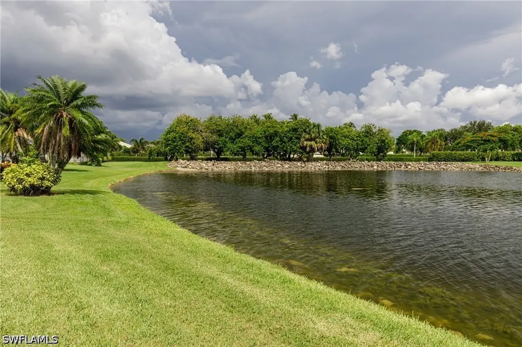 8654 Mustang Drive Naples FL 34113