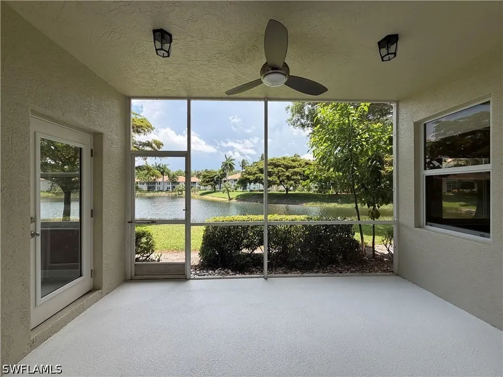 359 Dover Place Naples FL 34104