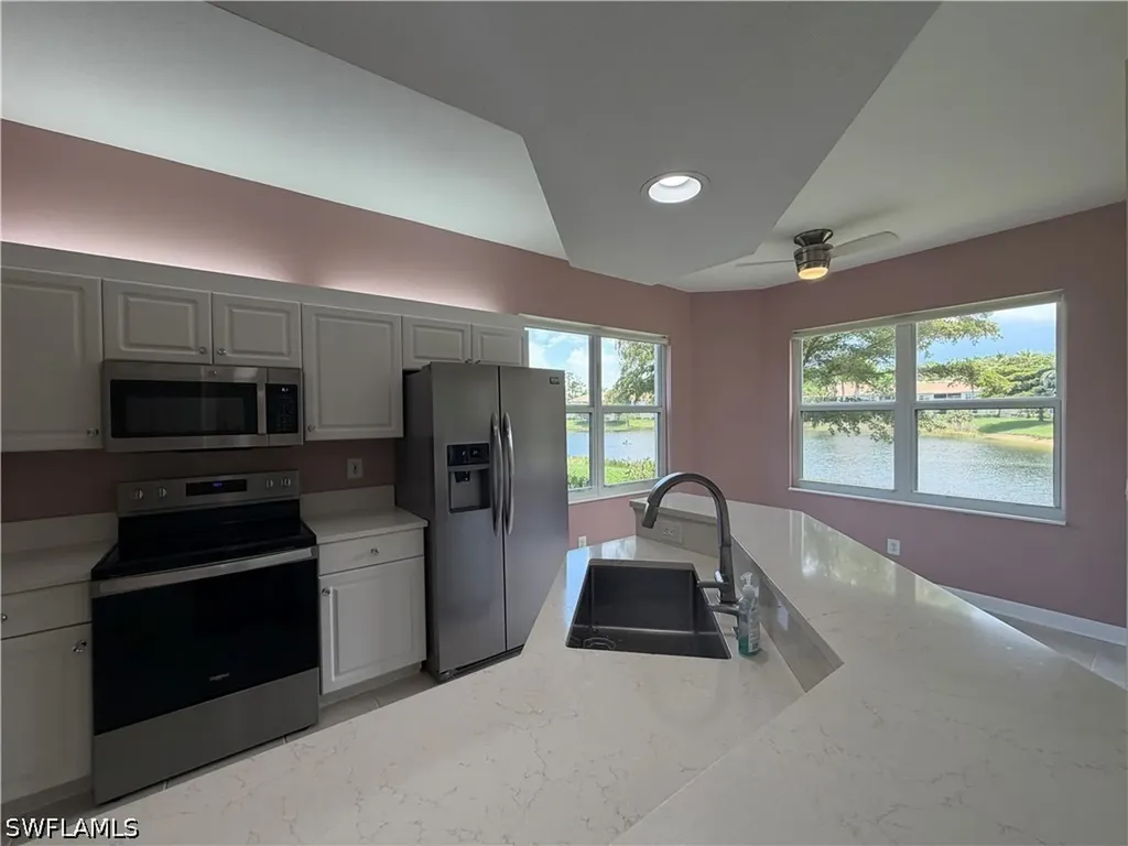 359 Dover Place Naples FL 34104