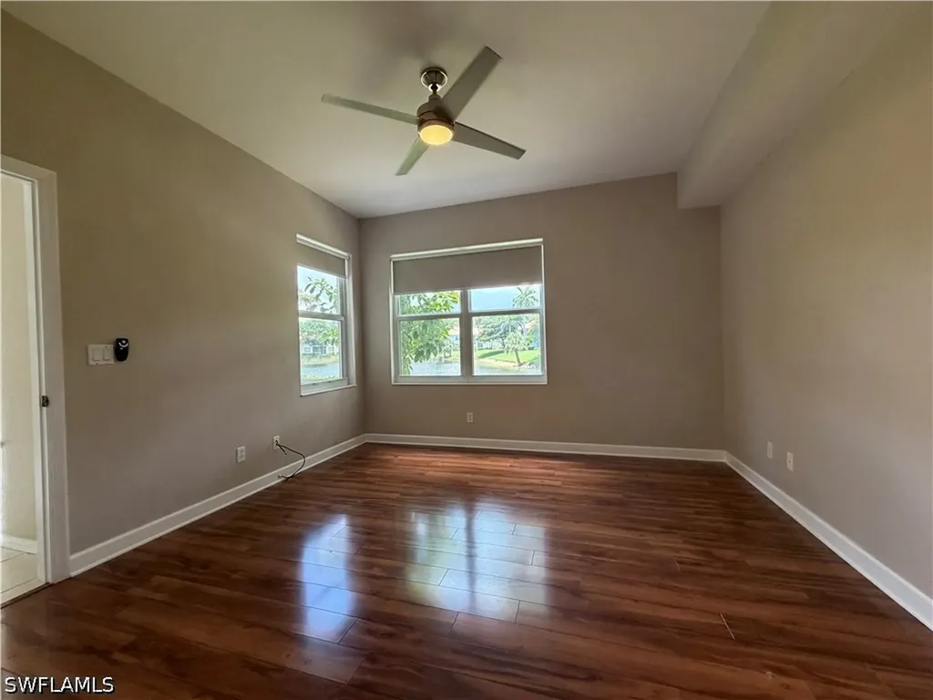 359 Dover Place Naples FL 34104