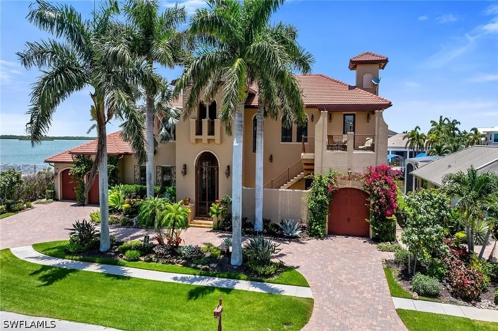 1221 Redwood Court Marco Island FL 34145