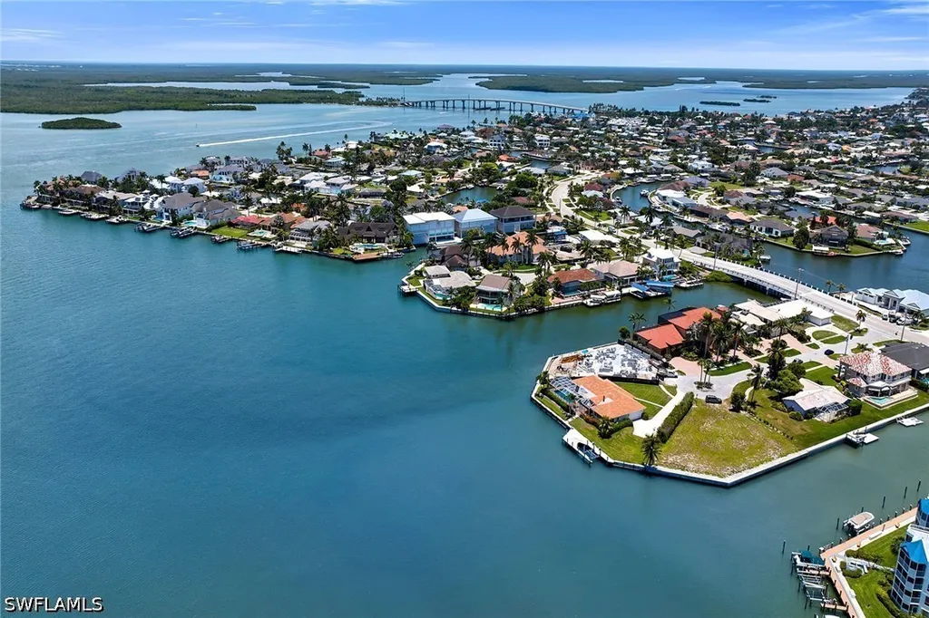 1221 Redwood Court Marco Island FL 34145