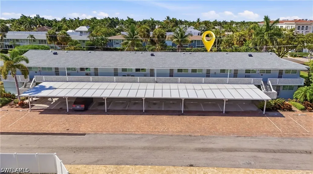 421 12th Avenue S Naples FL 34102