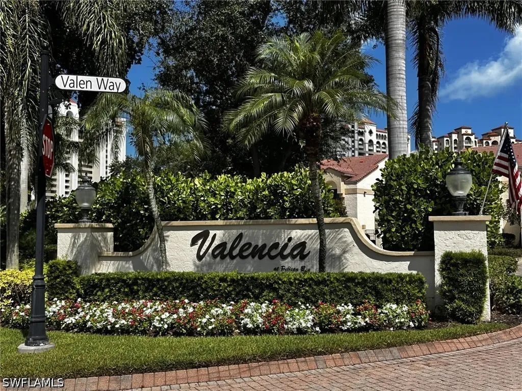 Naples FL, 6500 Valen Way, Unit 203