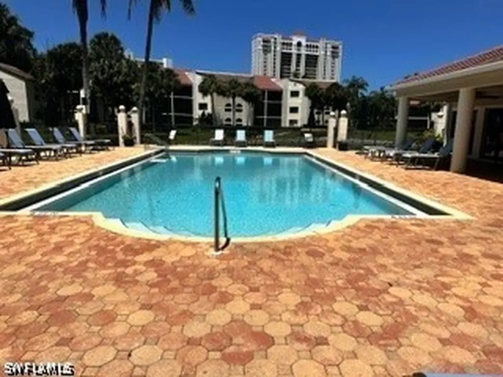 6500 Valen Way Naples FL 34108