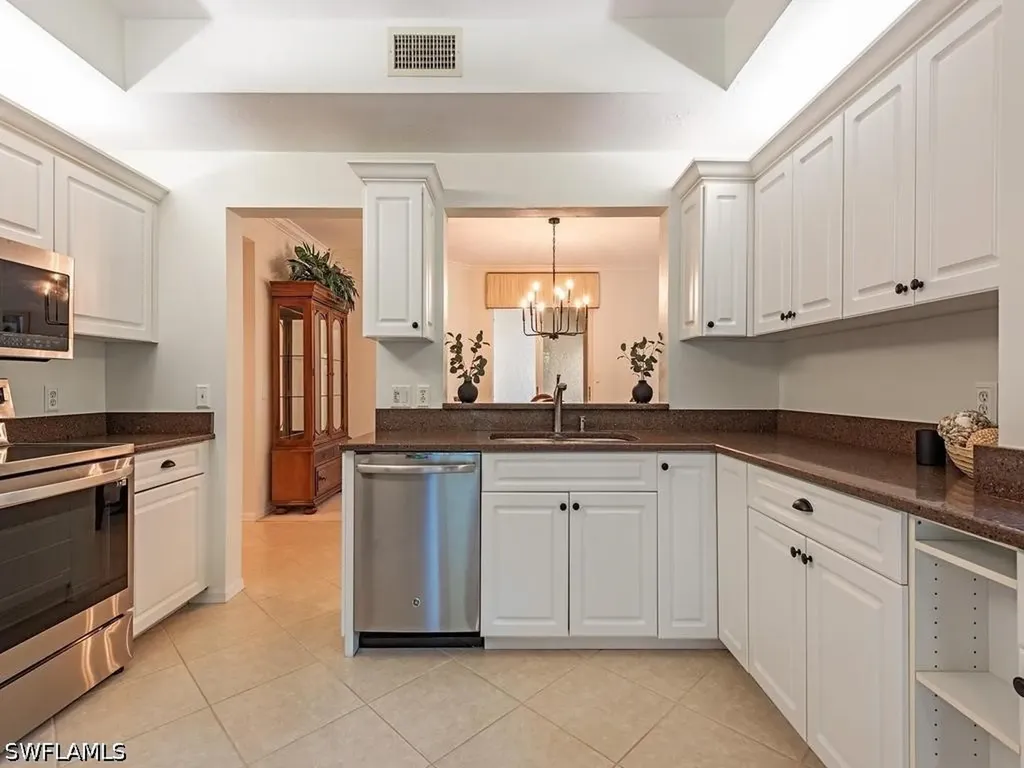 6500 Valen Way Naples FL 34108
