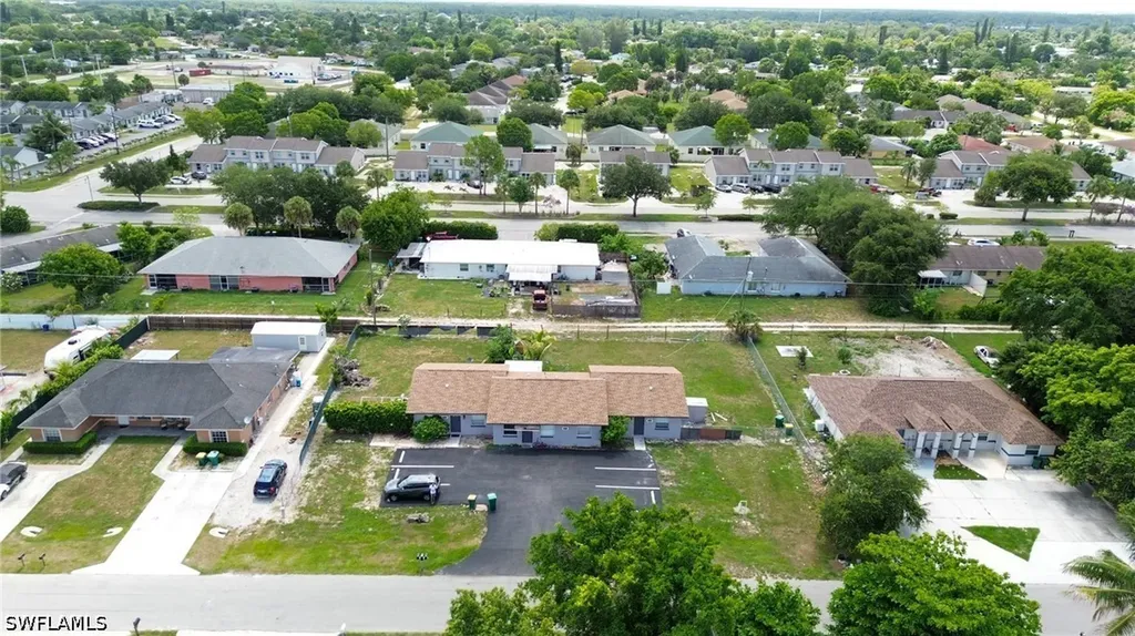 1940 48th Street SW Naples FL 34116