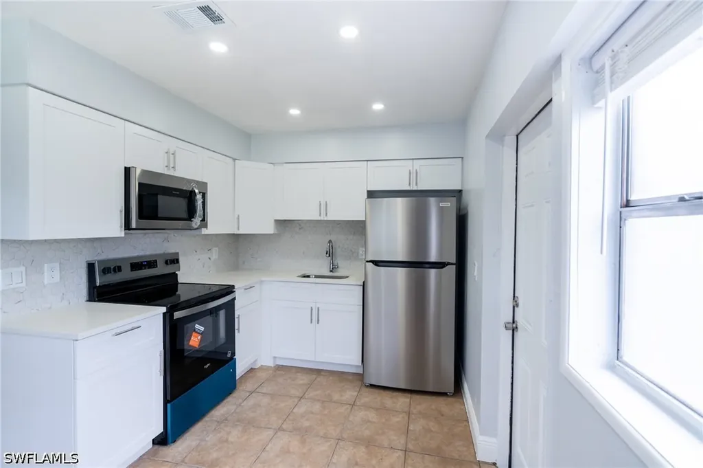 1940 48th Street SW Naples FL 34116