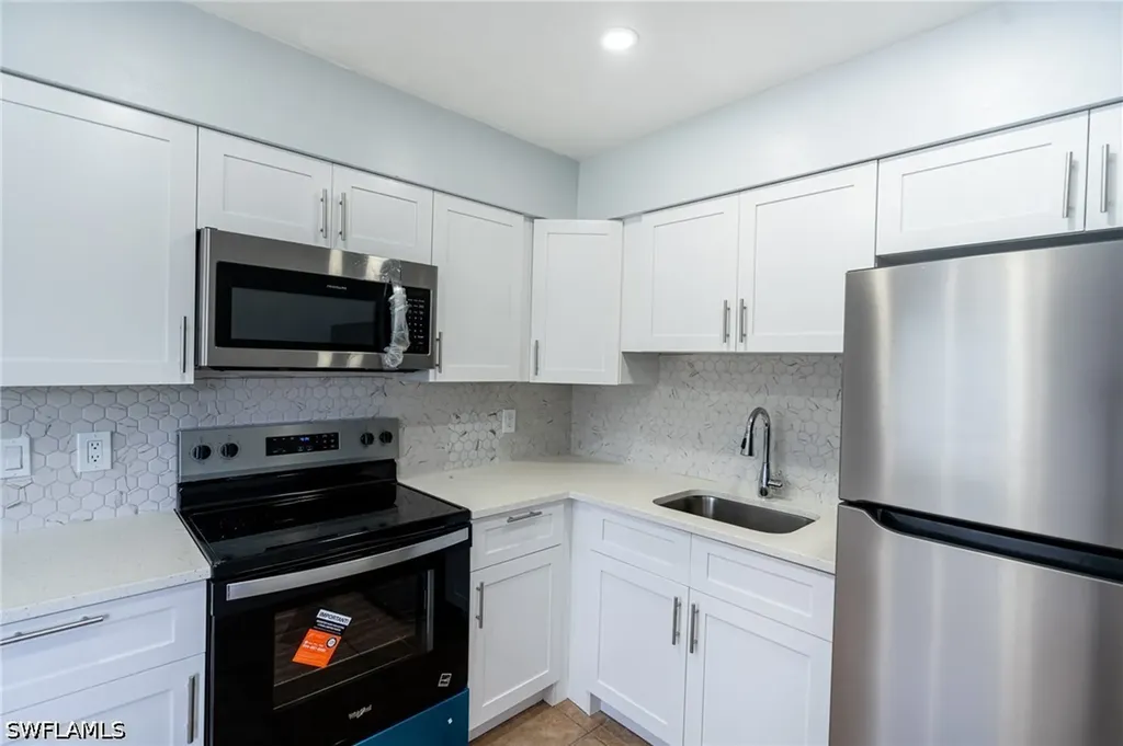 1940 48th Street SW Naples FL 34116