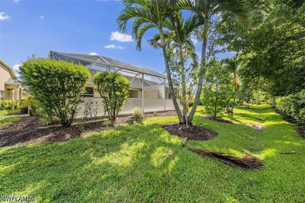 8471 Ibis Cove Circle Naples FL 34119