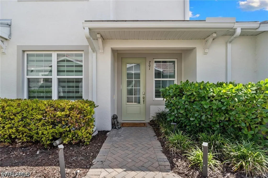4620 Arboretum Circle Naples FL 34112