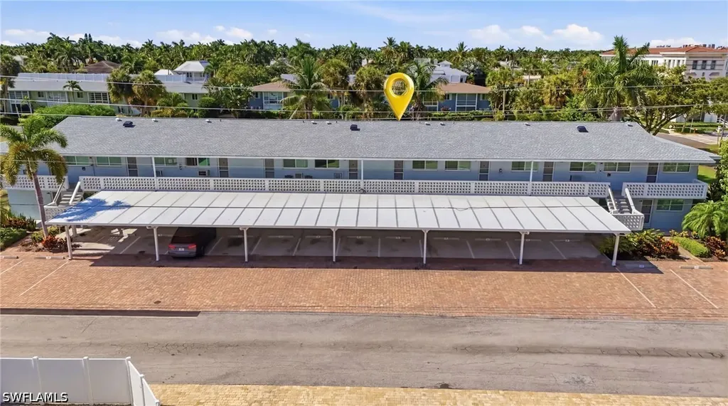 421 12th Avenue S Naples FL 34102