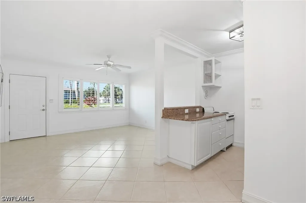 421 12th Avenue S Naples FL 34102