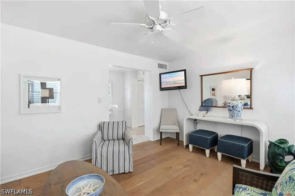 285 8th Avenue S Naples FL 34102