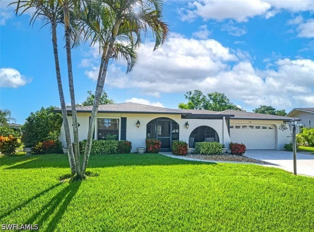 120 Fleur De Lis Lane Naples FL 34112