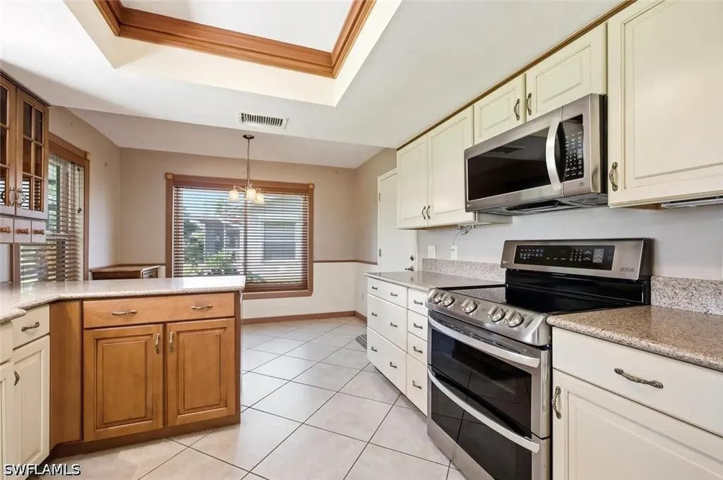 120 Fleur De Lis Lane Naples FL 34112