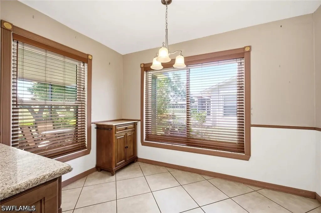 120 Fleur De Lis Lane Naples FL 34112