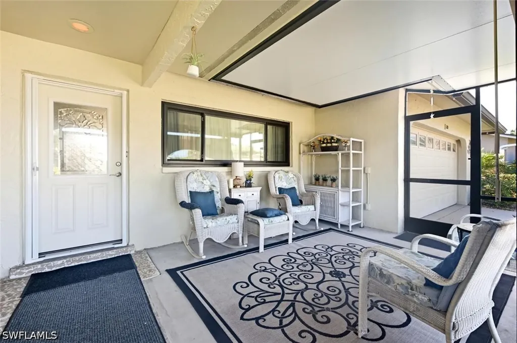120 Fleur De Lis Lane Naples FL 34112