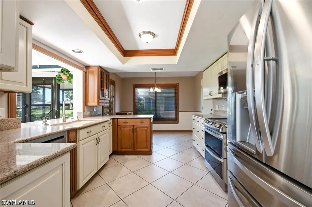 120 Fleur De Lis Lane Naples FL 34112