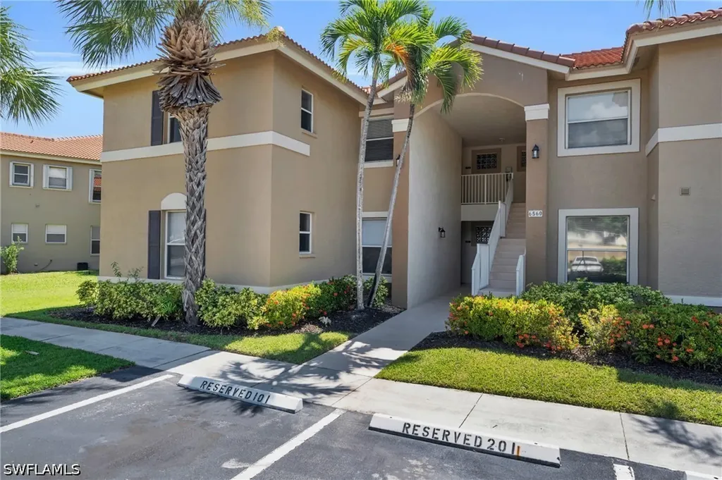 6560 Huntington Lakes Circle Naples FL 34119
