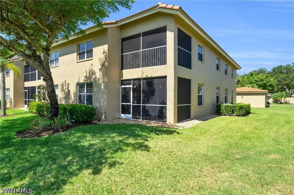 6560 Huntington Lakes Circle Naples FL 34119