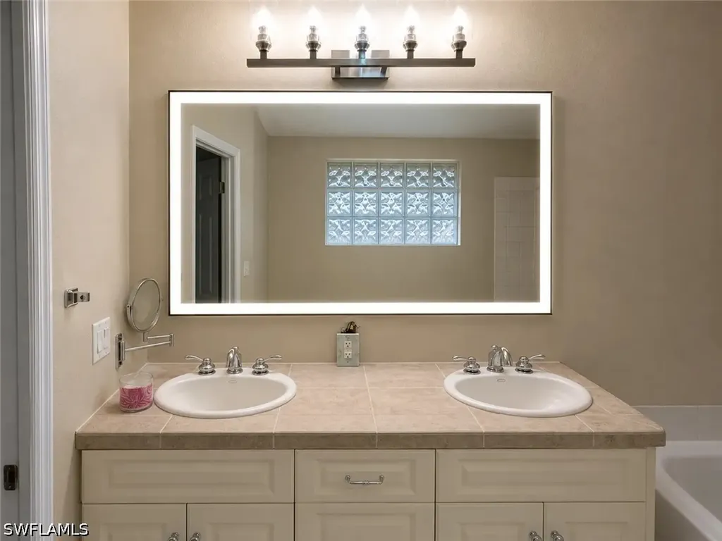 6560 Huntington Lakes Circle Naples FL 34119