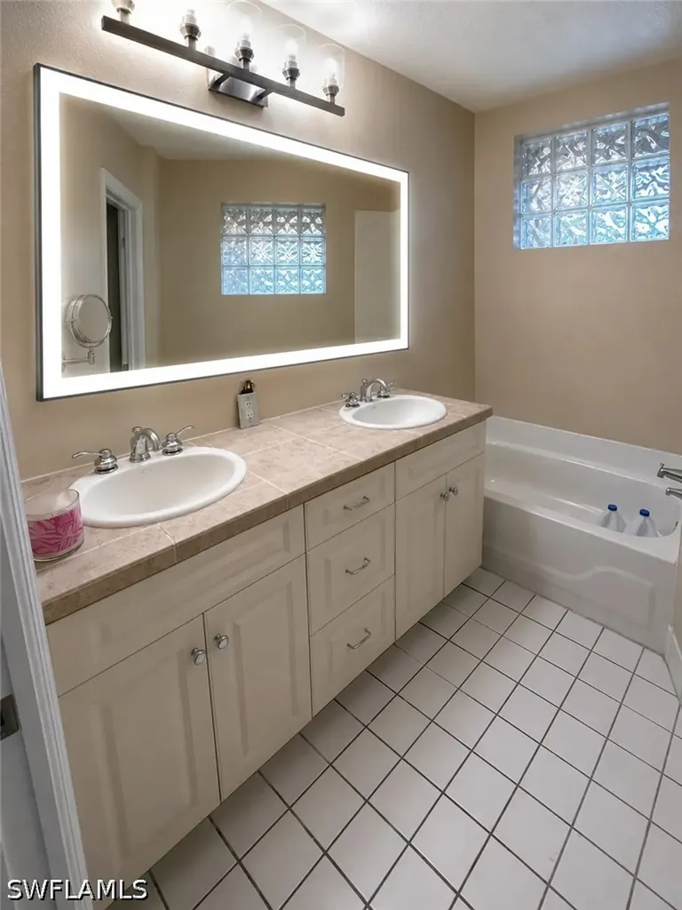 6560 Huntington Lakes Circle Naples FL 34119