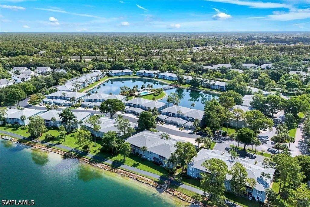 810 New Waterford Drive Naples FL 34104
