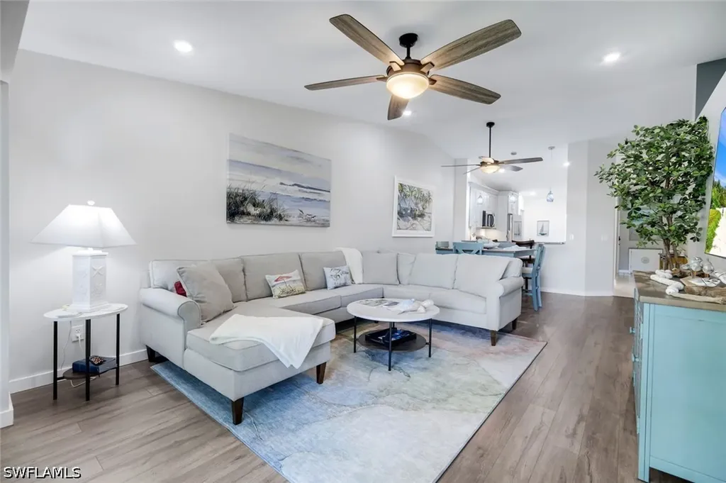810 New Waterford Drive Naples FL 34104