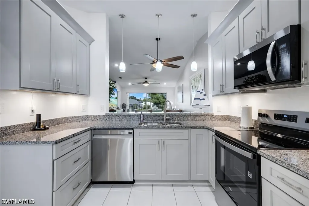 810 New Waterford Drive Naples FL 34104